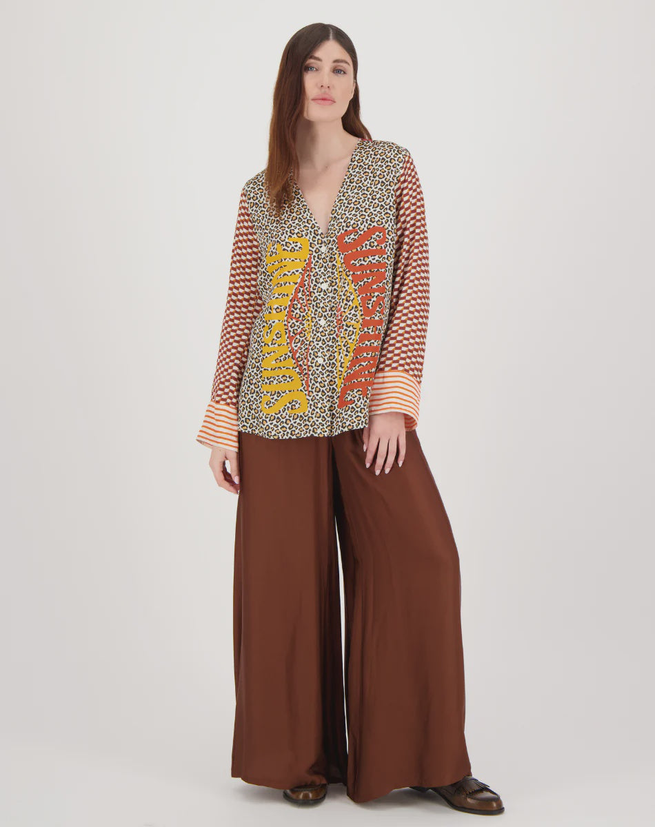 ME369 | Leona V-Neck Sunset Shirt