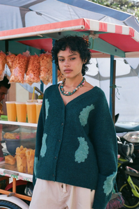 Kinga Csilla | Mare Nota Cardi