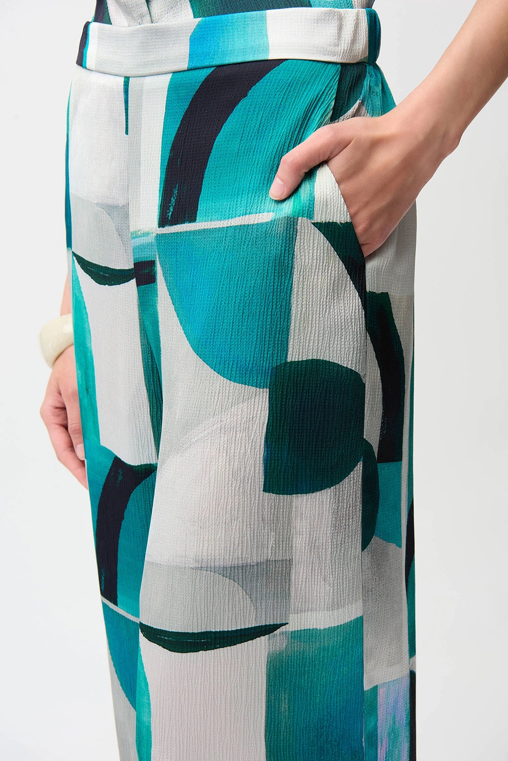 Joseph Ribkoff | Textured Satin Geometric Print Wide Leg Pull-On Pants 261042