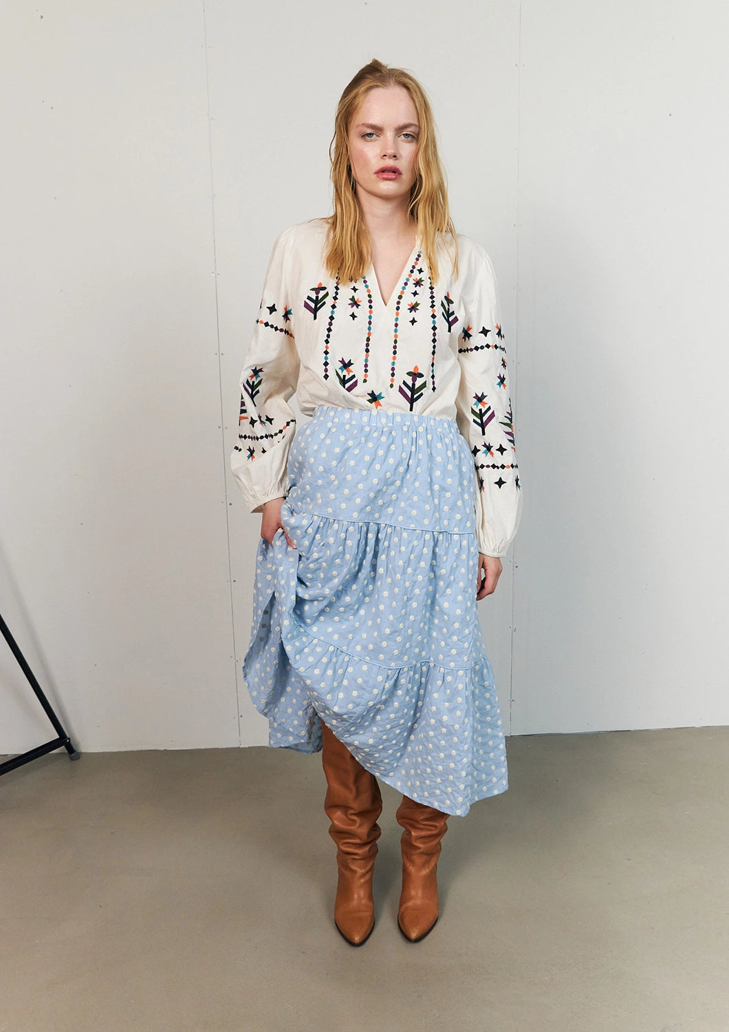 Lollys Laundry | MorningLL Midi Skirt - Light Blue