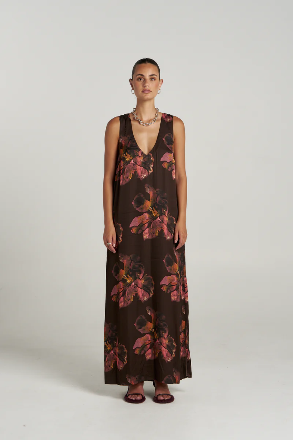 SUMMI SUMMI | V NECK MAXI - CHOCOLAT PETALS