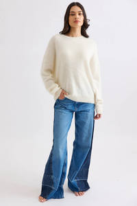 Mia Fratino | Edith Crew - Polar