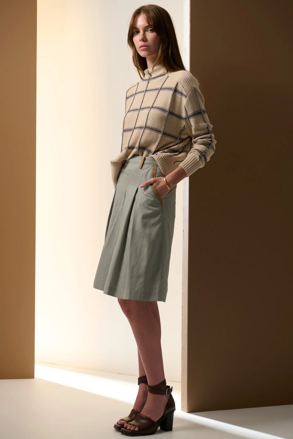 POL | SABLE FUNNEL NECK KNIT - PEBBLE/INK