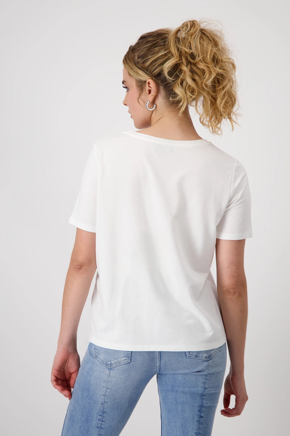 MONARI | T-SHIRT WITH RHINESTONES - OFF WHITET 409116