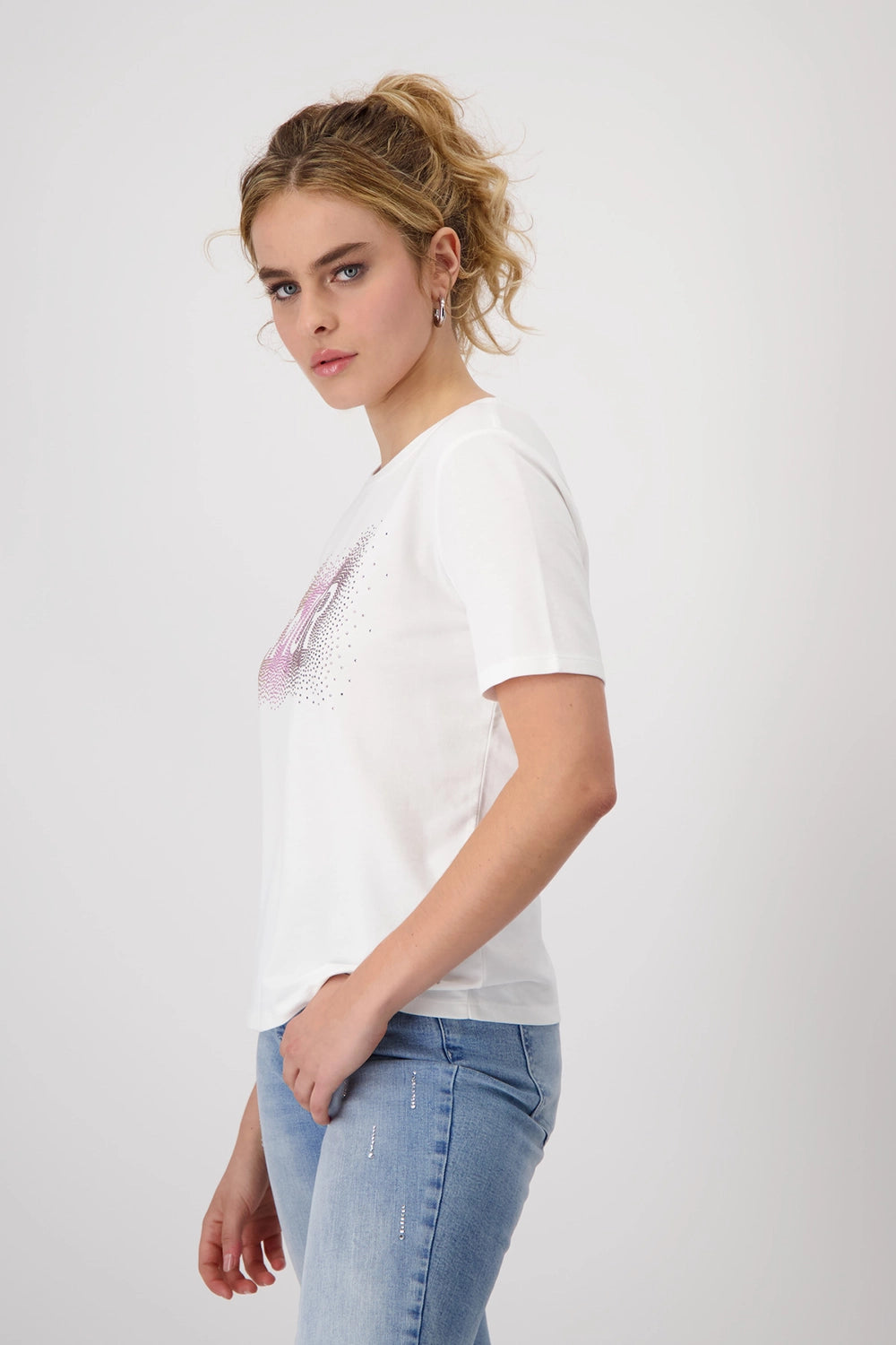 MONARI | T-SHIRT WITH RHINESTONES - OFF WHITET 409116