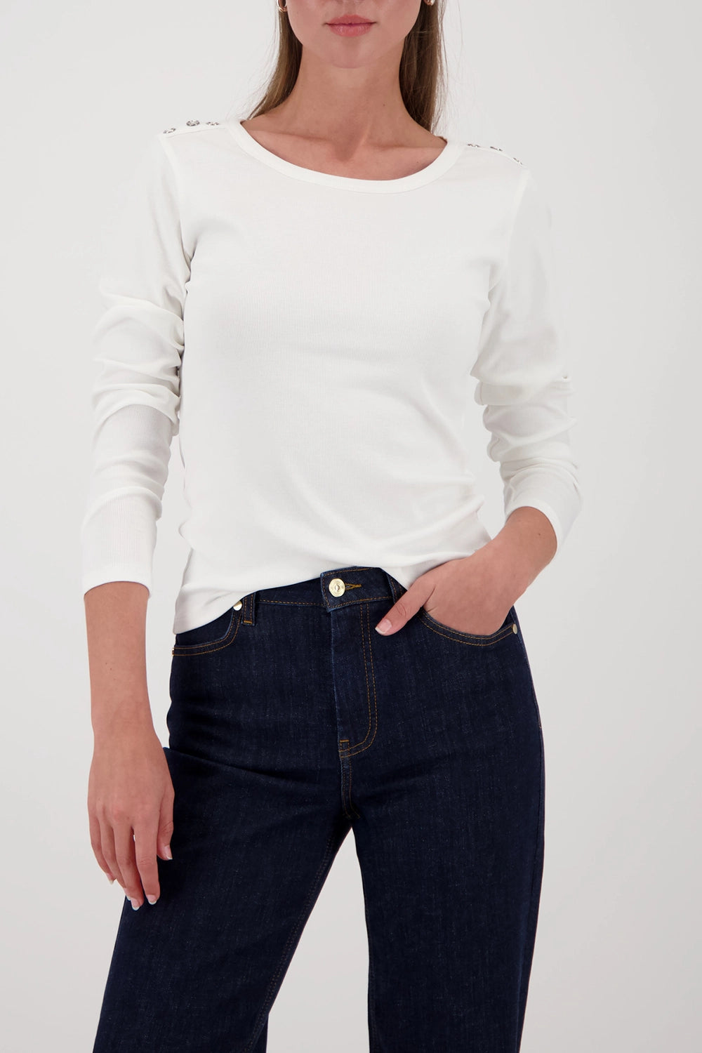 MONARI | LONG-SLEEVE SHIRT WITH BUTTON PLACKET - OFF-WHITE 410104