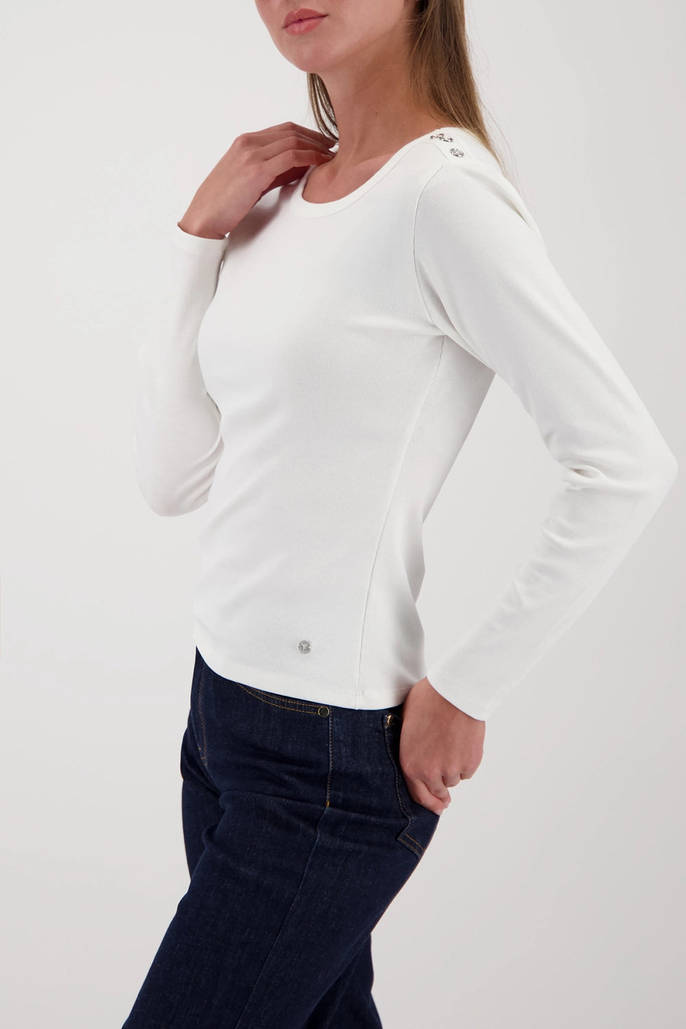 MONARI | LONG-SLEEVE SHIRT WITH BUTTON PLACKET - OFF-WHITE 410104
