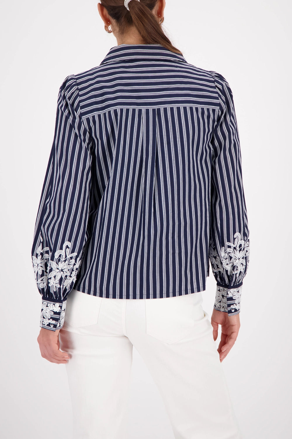 MONARI | BLOUSE WITH LACE - MARINE PATTERN 410344