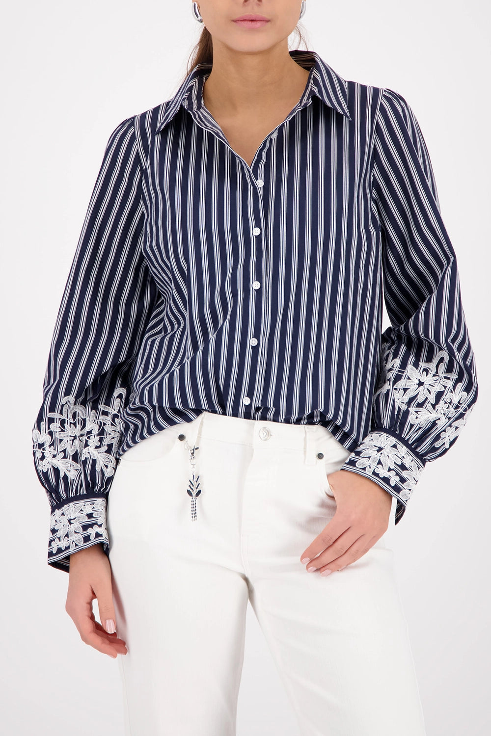 MONARI | BLOUSE WITH LACE - MARINE PATTERN 410344