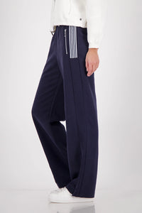 MONARI | WIDE-LEG JOGGERS WITH STRIPE DETAILS - MARINE 410408