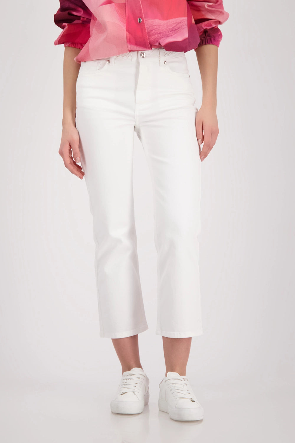 MONARI | JEANS WITH BRAIDED WAISTBAND DETAIL - OFF-WHITE 410457