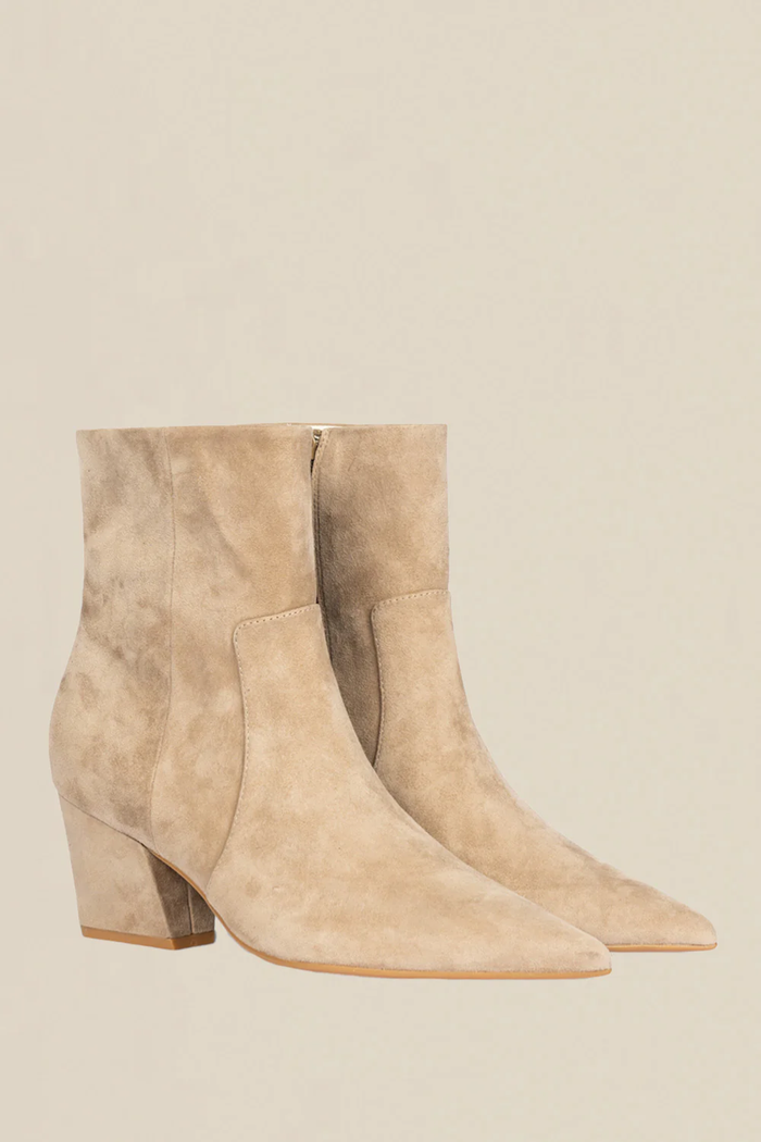 ZOE KRATZMANN |PENCHANT BOOT | TRUFFLE SUEDE