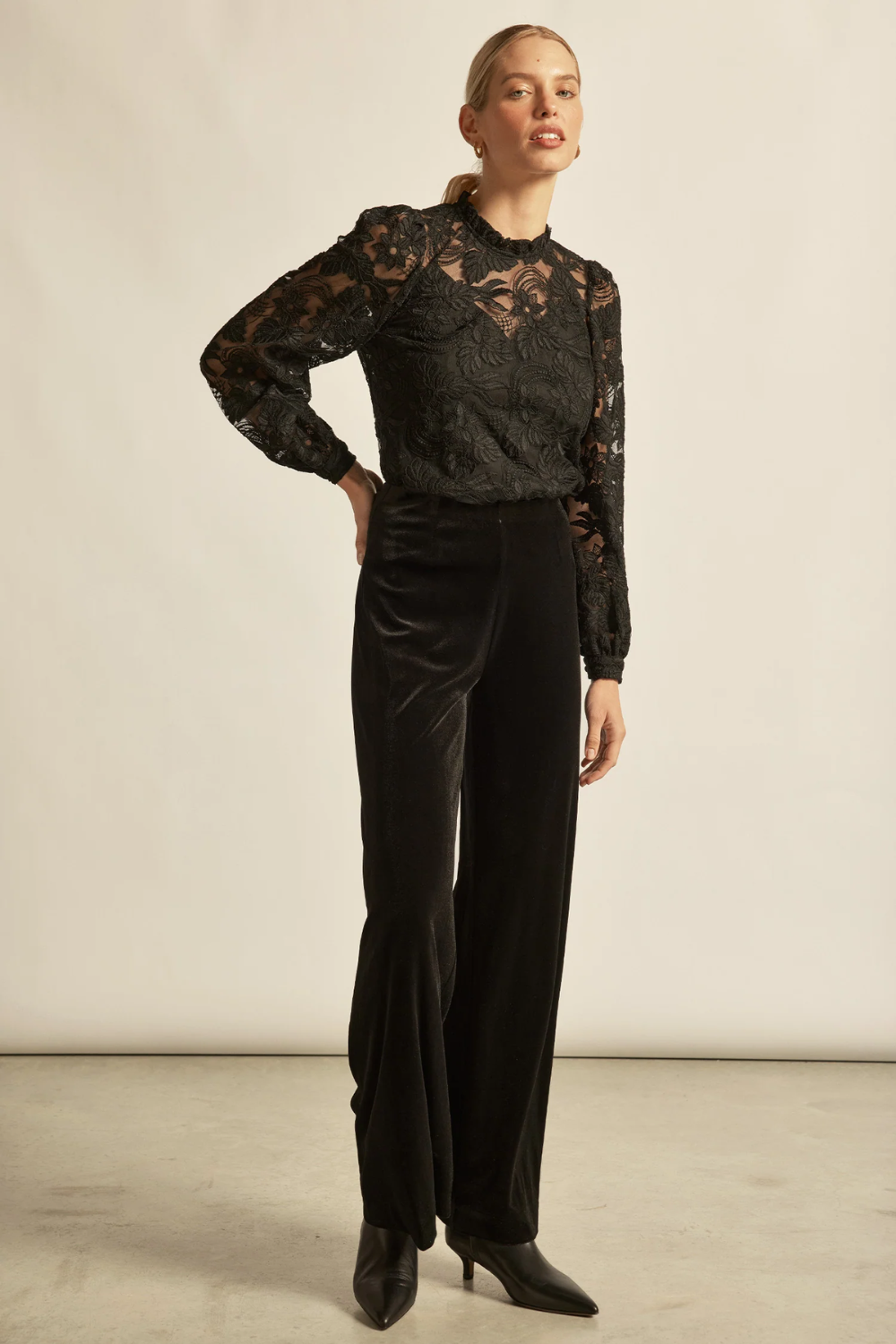 ZOE KRATZMANN |GLINT TOP | BLACK