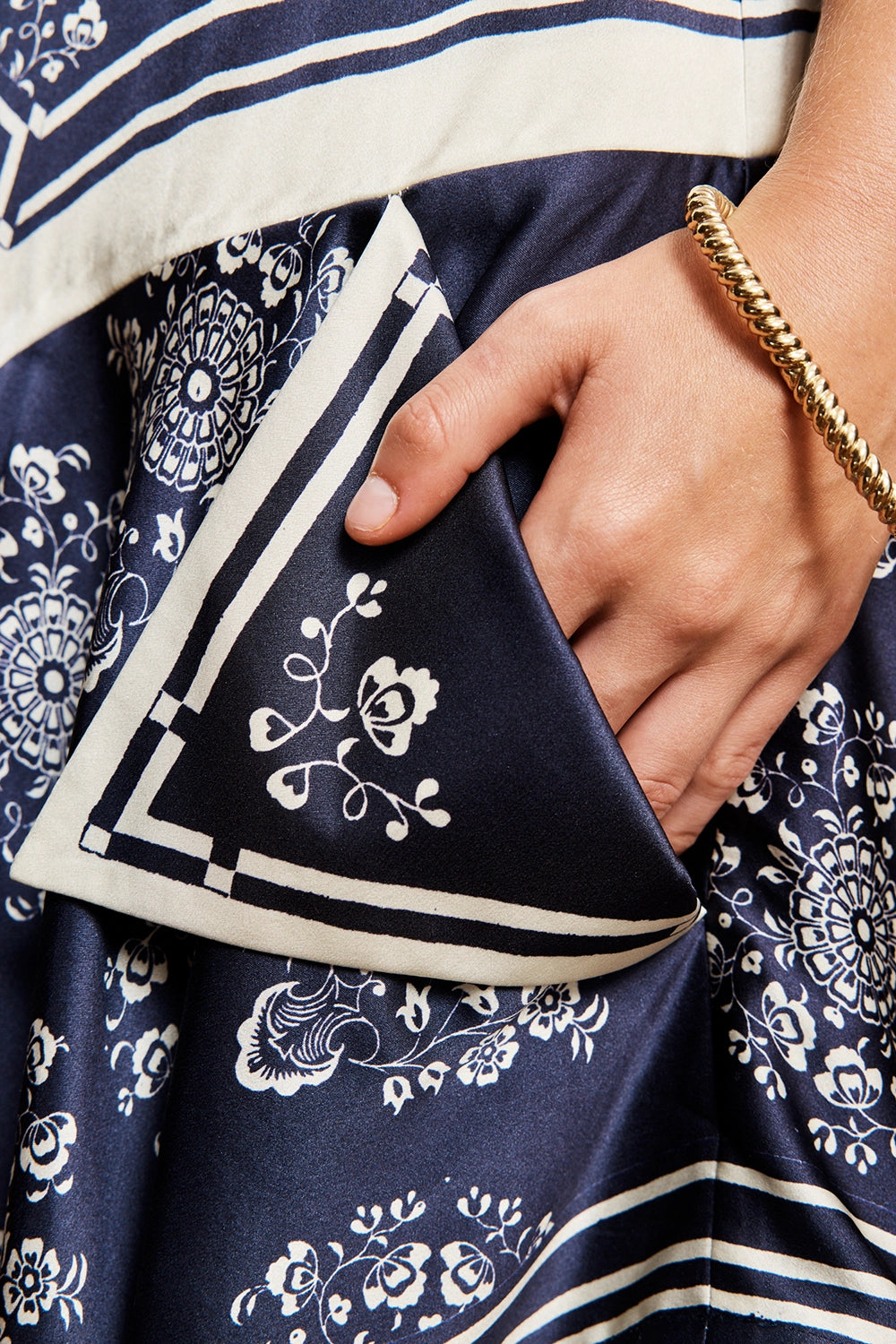 ALÉMAIS | BANDERRA SILK SCARF DRESS