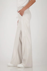 MONARI | STRAIGHT LEG LEATHER TROUSERS - OAT MILK 808752