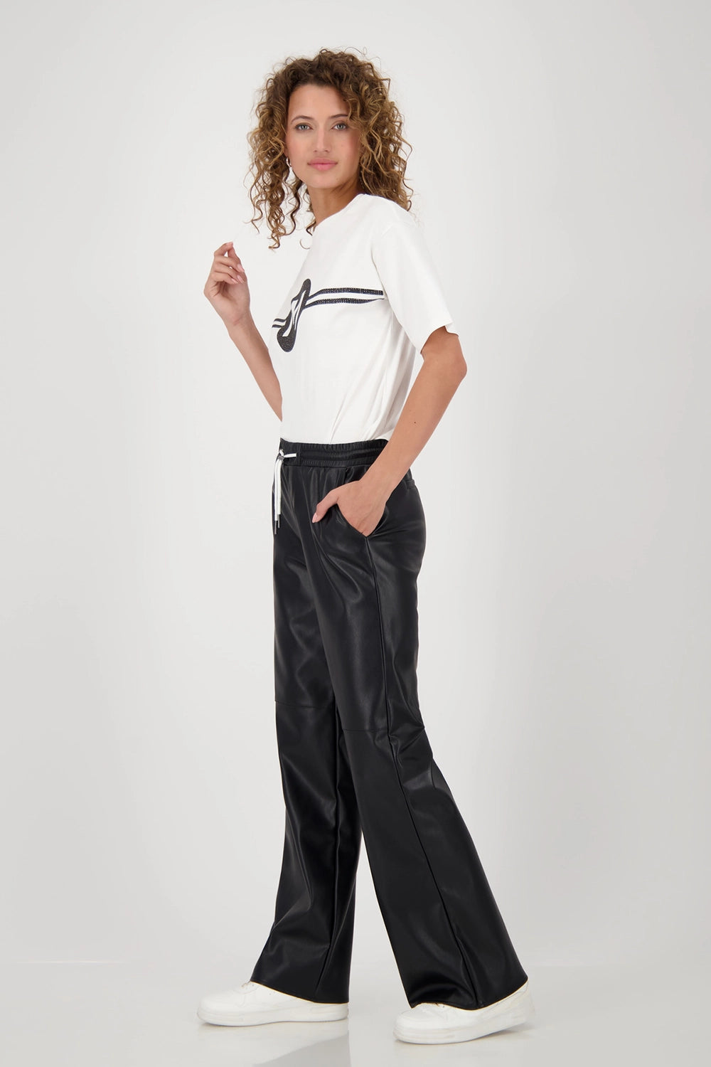 MONARI | STRAIGHT LEG LEATHER TROUSERS - BLACK 808752