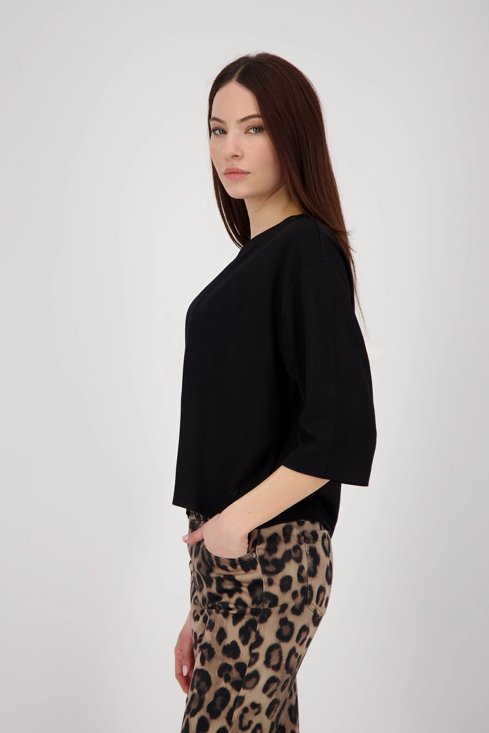 MONARI | SWEATSHIRT WITH RHINESTONES - BLACK 808886