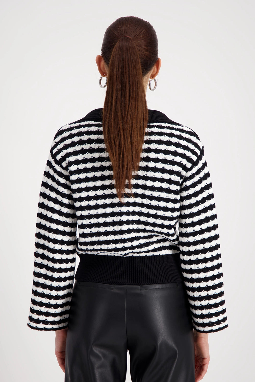MONARI | POLO SWEATER WITH STRUCTURED STRIPES - BLACK STRIPE 808919