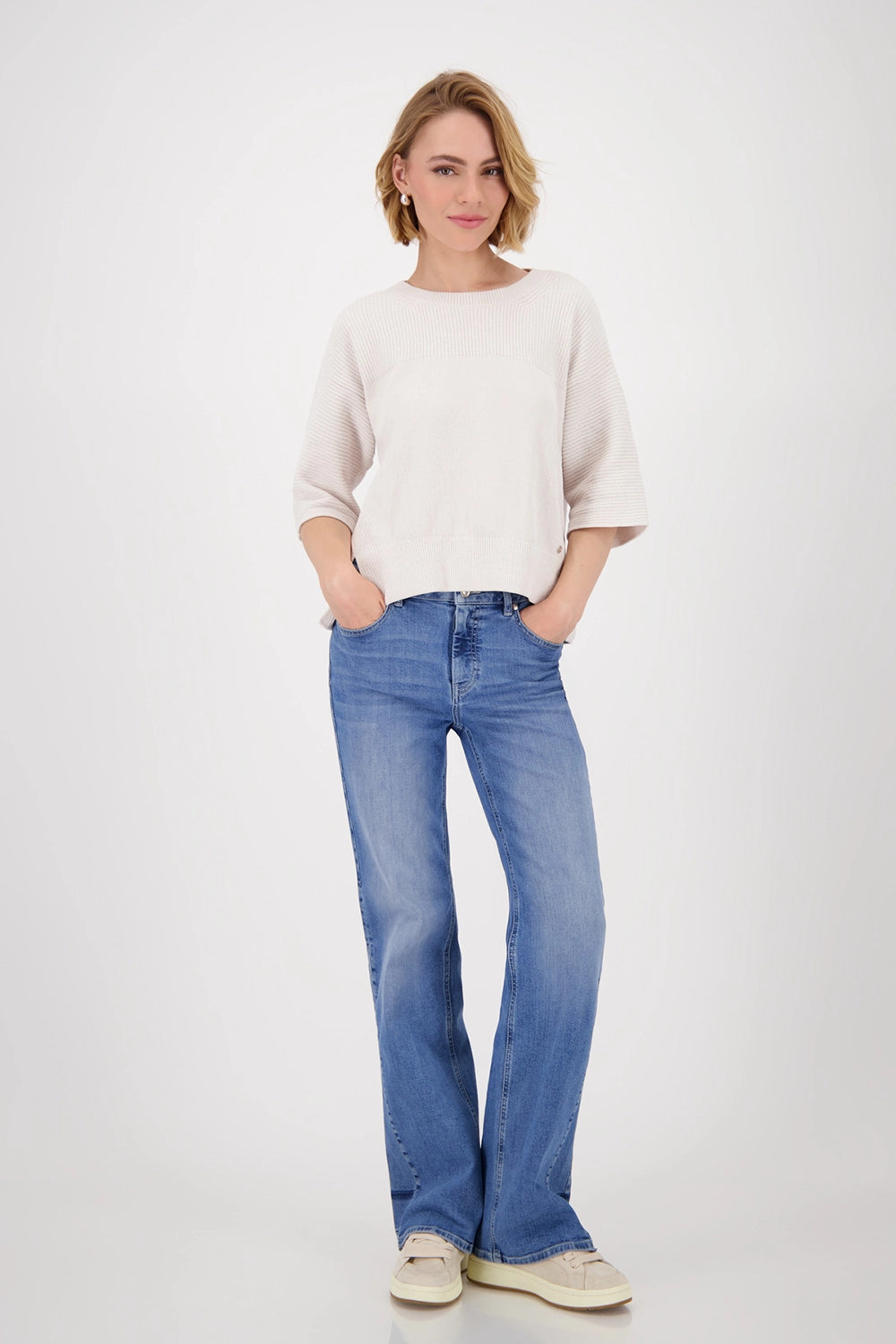 MONARI | JUMPER WITH SIDE SLITS - OAT MILK 809064