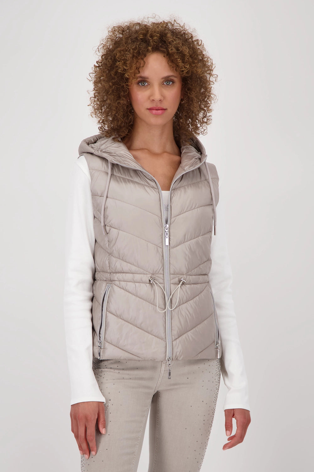MONARI | QUILTED WAISTCOAT WITH HOOD - GREIGE 809164