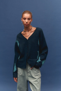 Kinga Csilla | Mare Nota Cardi