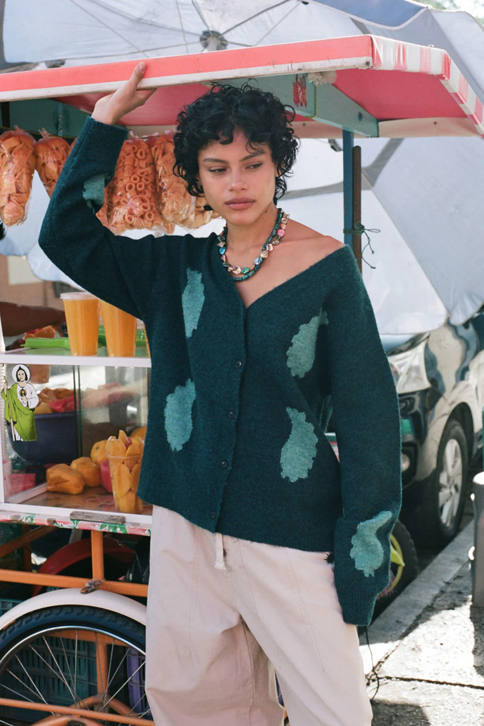 Kinga Csilla | Mare Nota Cardi