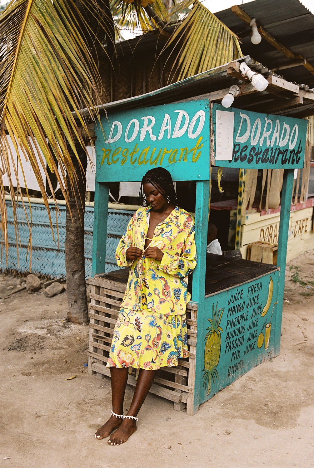 Kinga Csilla | Bacio di Mare Dorato Shirt