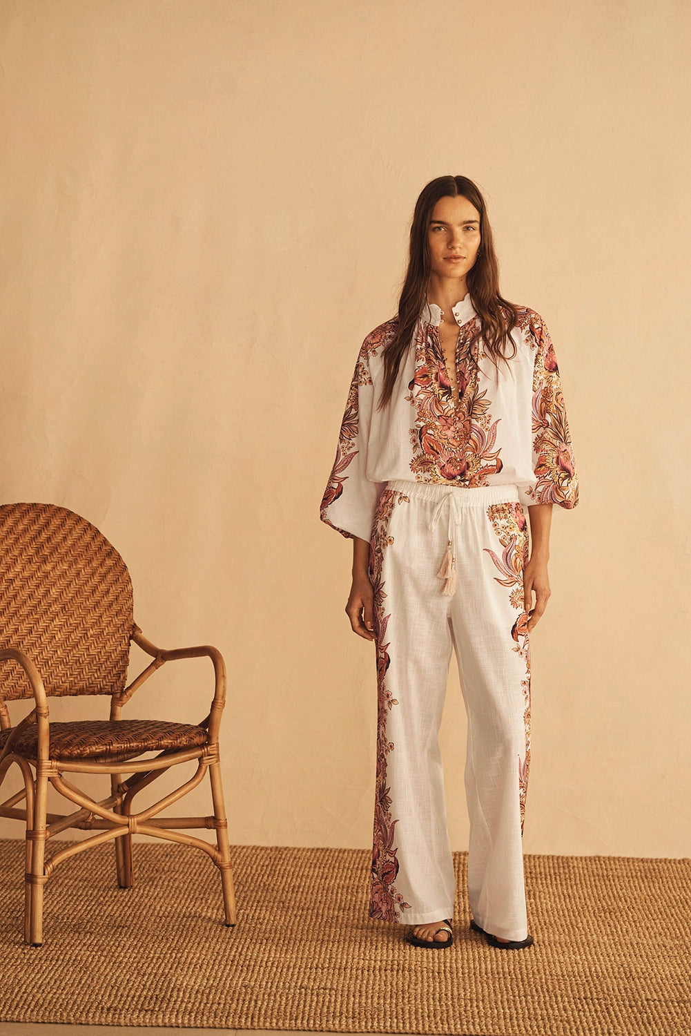 Aur Orceá | Bel Fiore Trellis Scallop Billow Sleeve Blouse