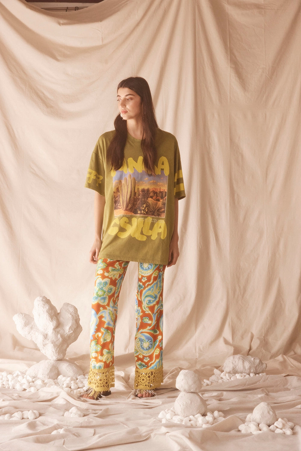 Kinga Csilla | Cacto Jardim Tee