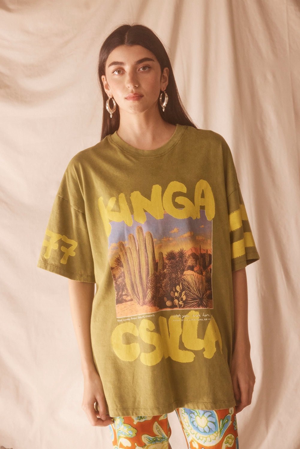 Kinga Csilla | Cacto Jardim Tee