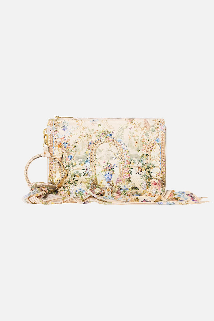 Camilla | Midsummer Masterpiece Ring Scarf Clutch