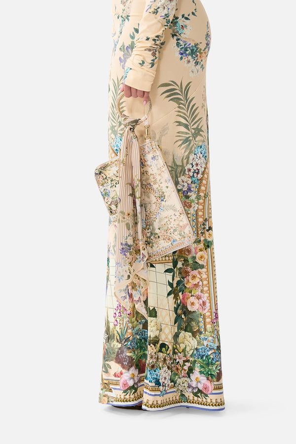 Camilla | Midsummer Masterpiece Ring Scarf Clutch