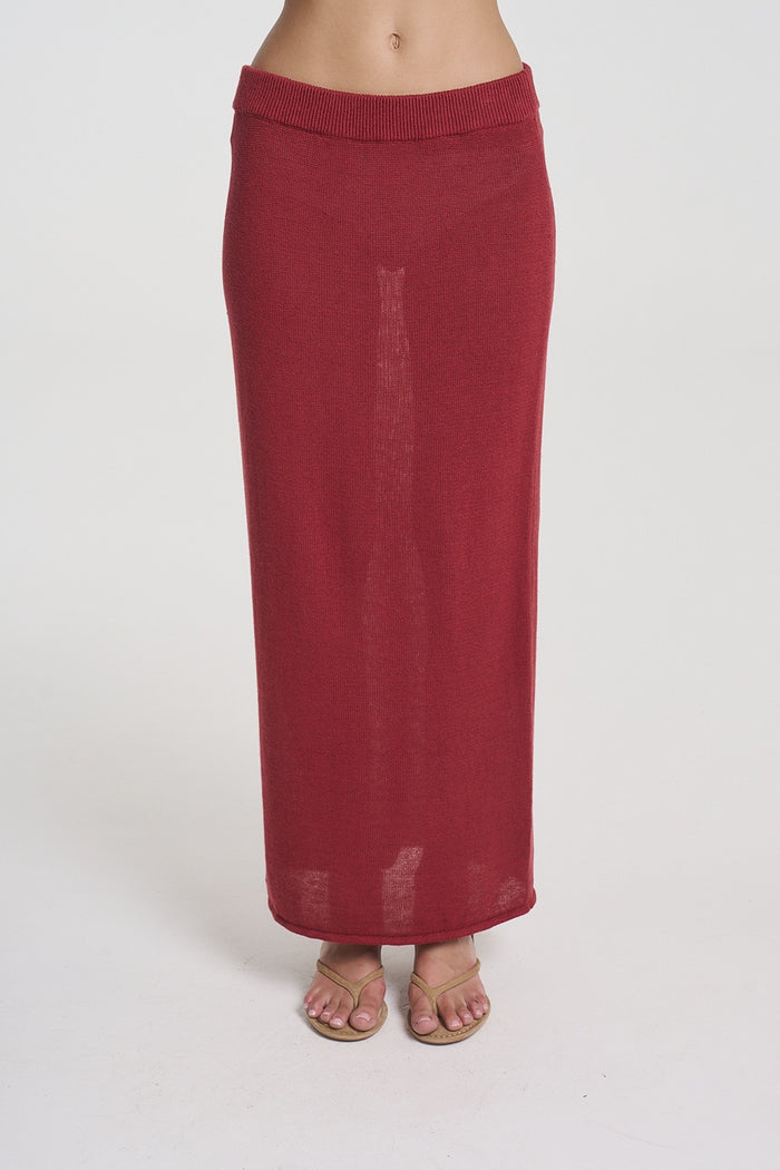 SUMMI SUMMI | KNIT MAXI SKIRT - CARMINE RED