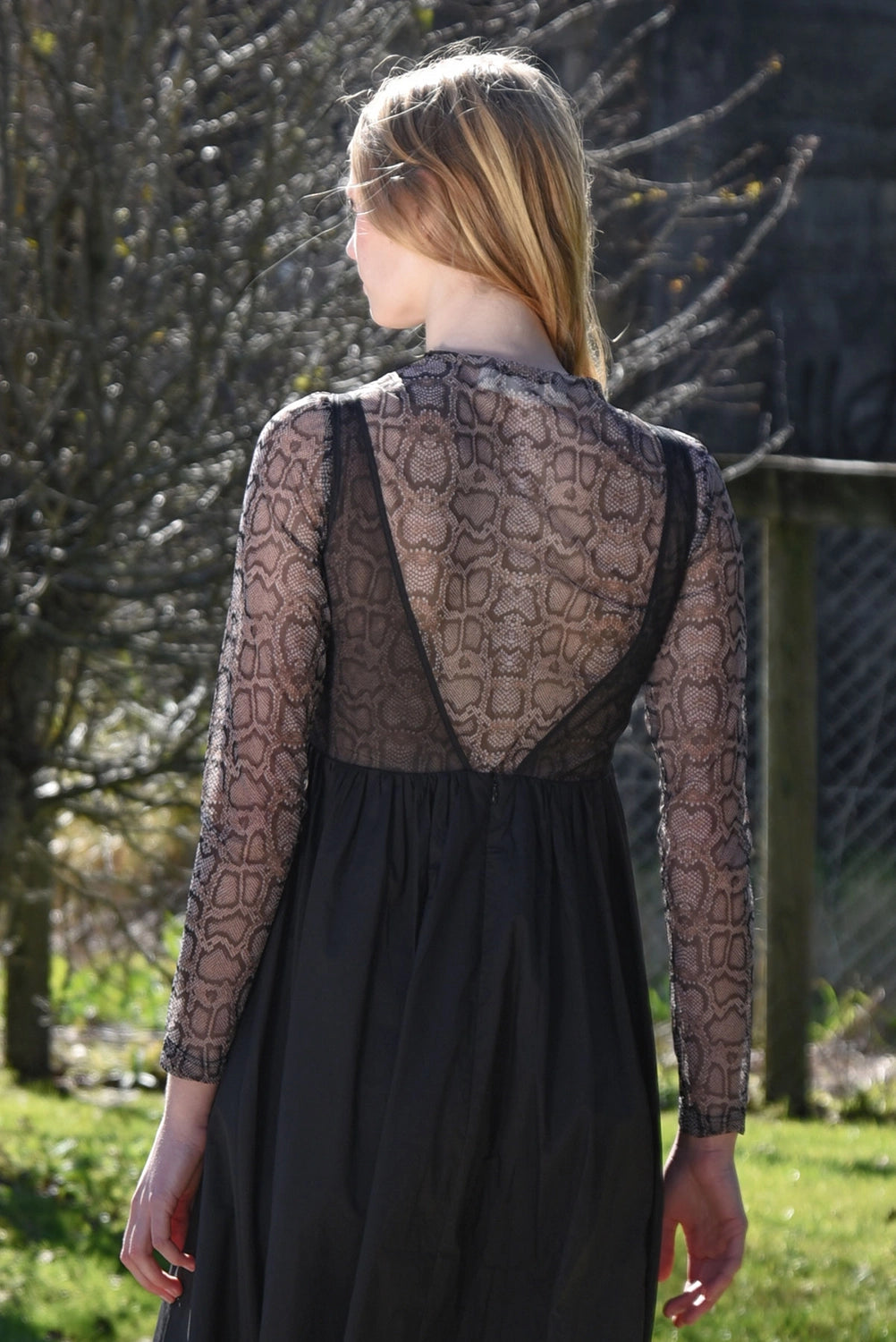 COOP | SECOND SKIN TOP - BROWN
