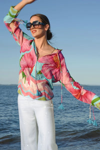 CURATE | ALWAYS WITHIN REACH TOP - BLUE