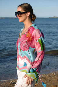 CURATE | ALWAYS WITHIN REACH TOP - BLUE