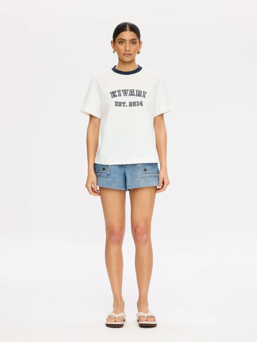 KIVARI | Kivari Tee - Ivory Navy