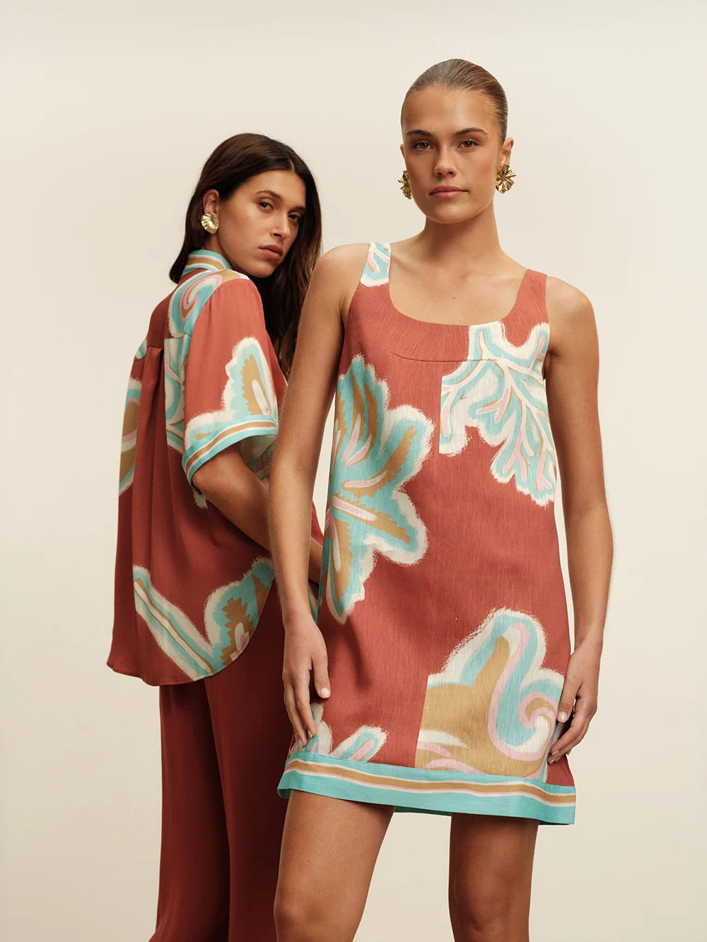 KIVARI | Enzo Mini Dress - Maroon