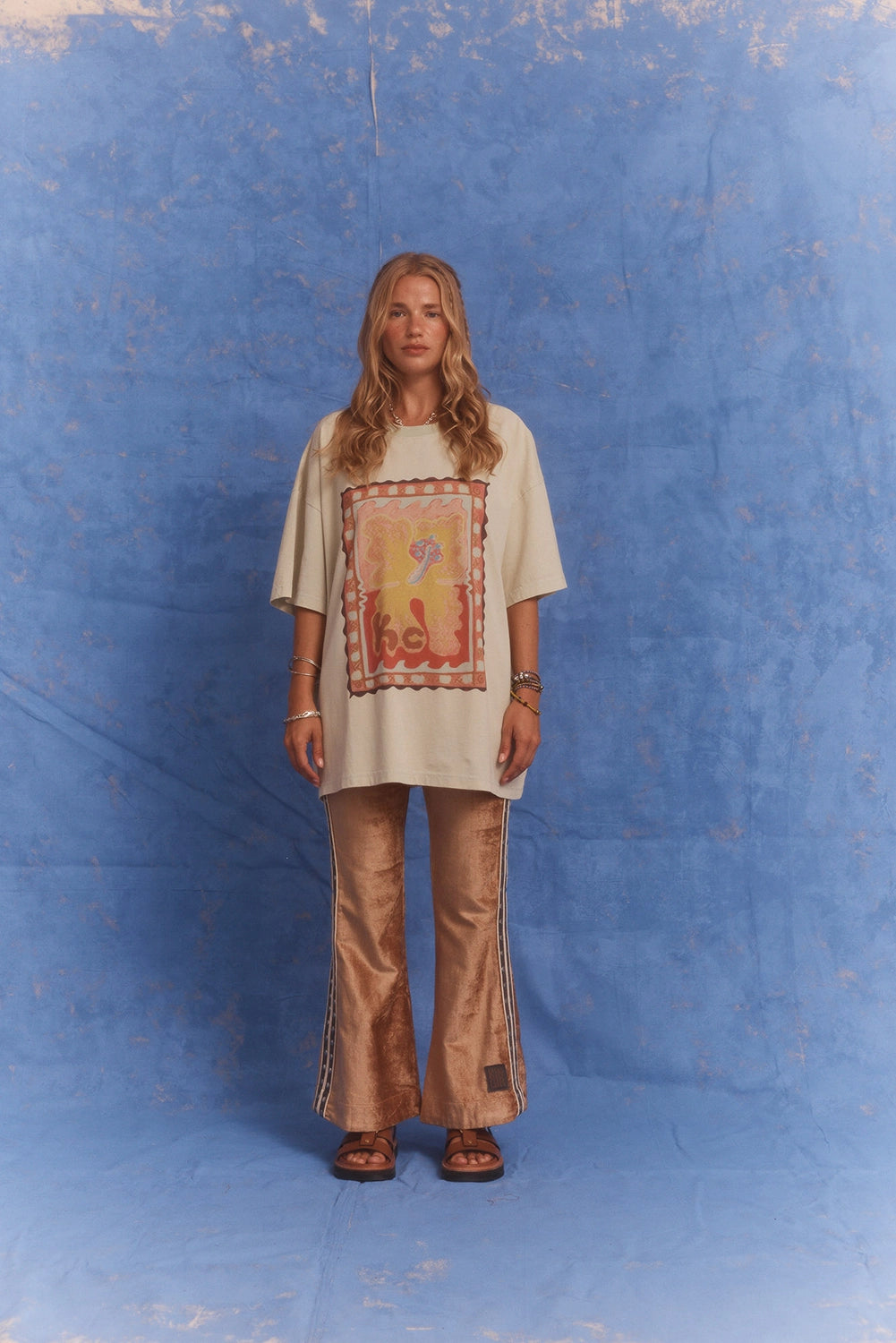 Kinga Csilla | Hibiscus Tee