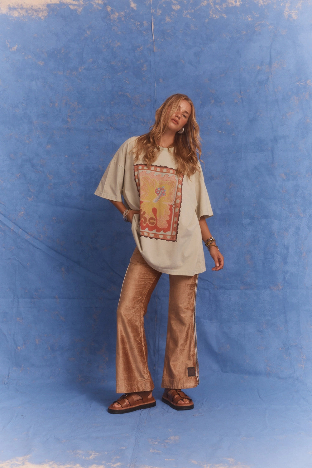 Kinga Csilla | Hibiscus Tee