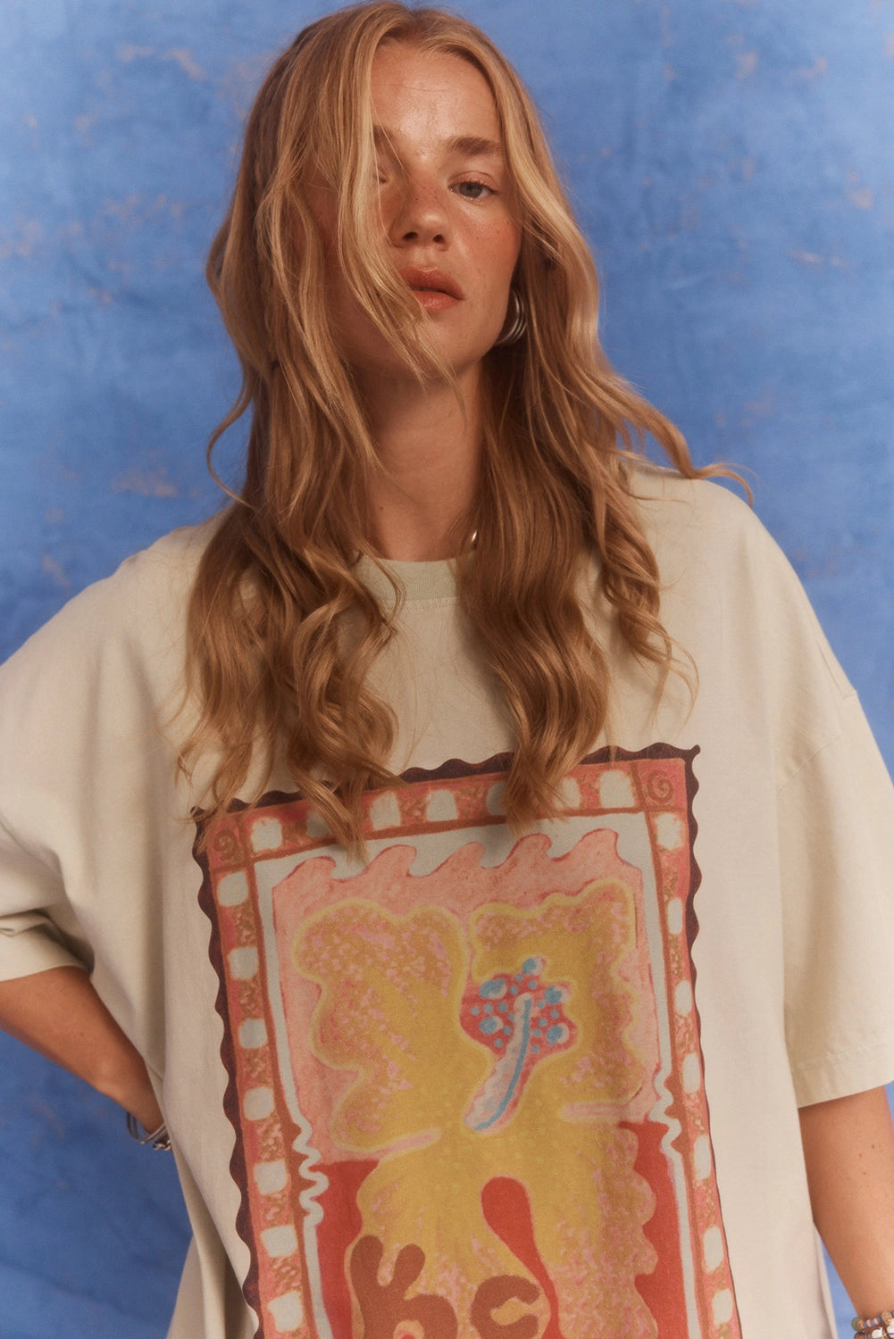 Kinga Csilla | Hibiscus Tee