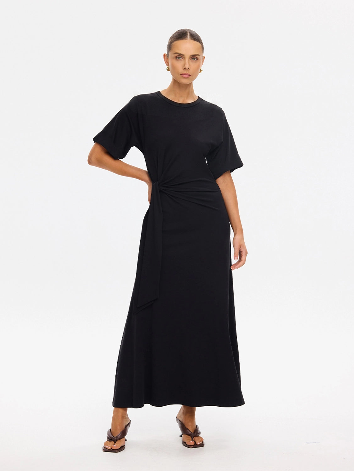 KIVARI | Erina Maxi Dress - Black