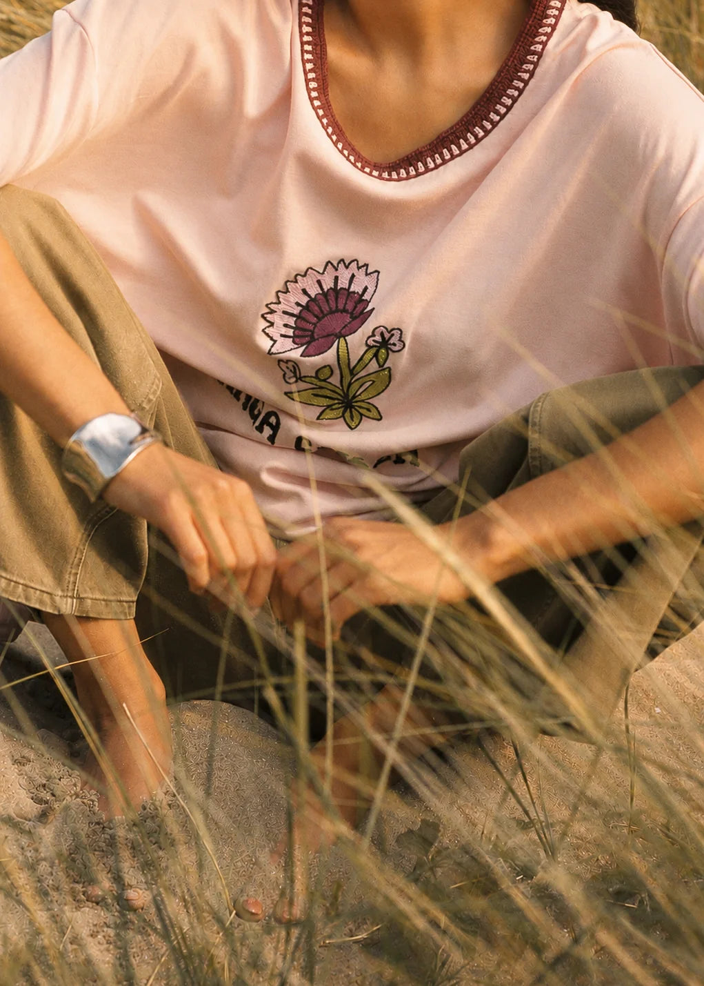 Kinga Csilla | Loto Allora Tee