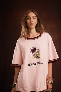 Kinga Csilla | Loto Allora Tee