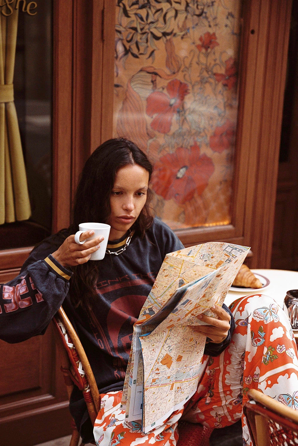 Kinga Csilla | Love Potion Roses Tee