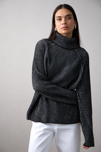 Mia Fratino | Ren Rollneck - Jet Black/Foggy