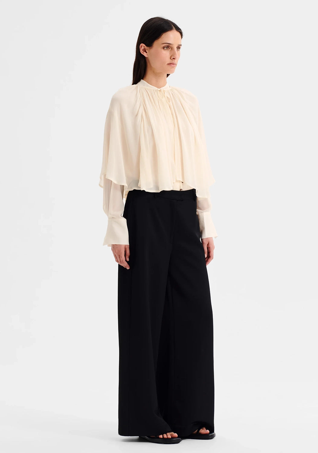 Morrison | Miranda Cape Shirt - Ecru