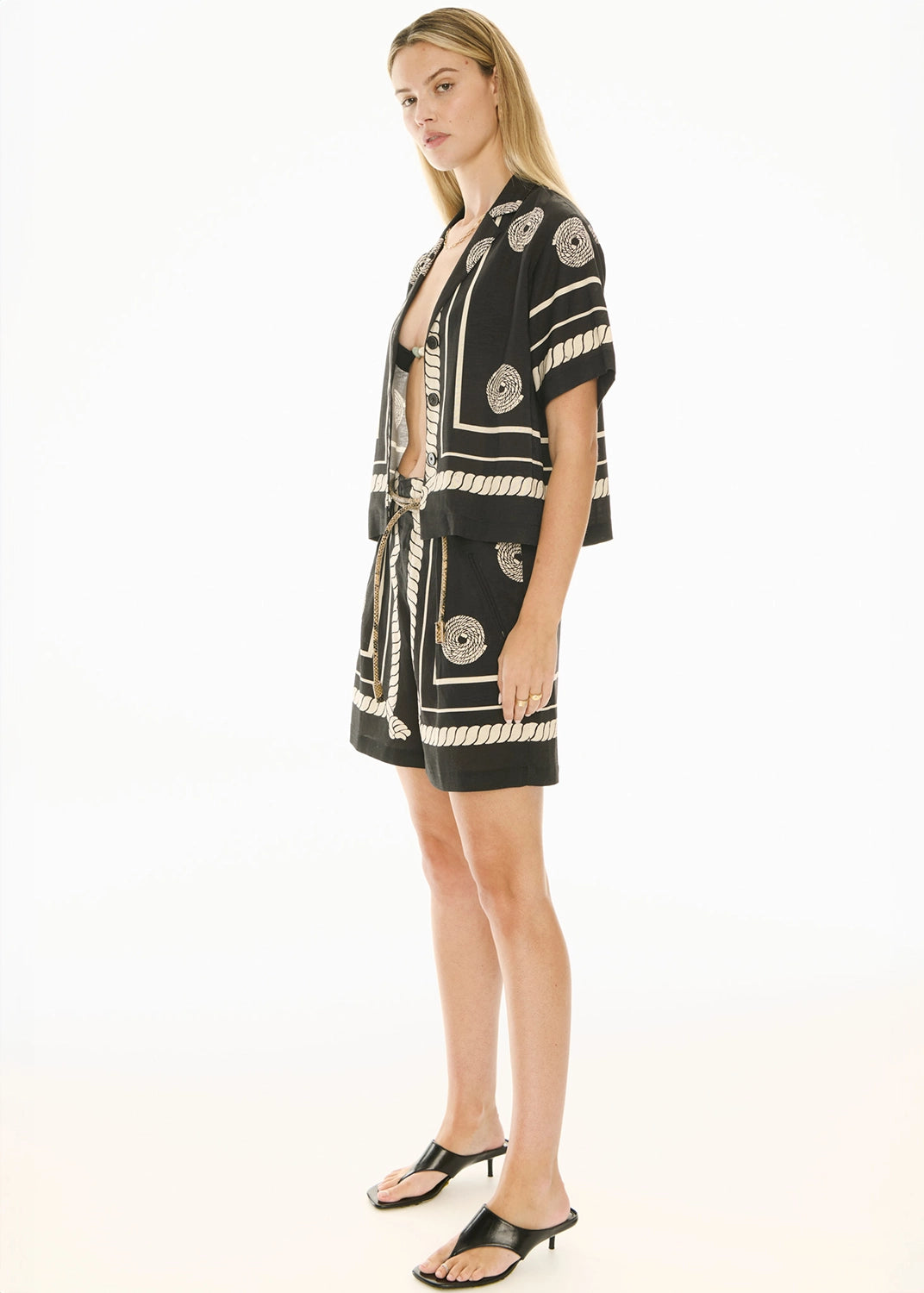 POL | TANGLE SHORT - BLACK/PEBBLE