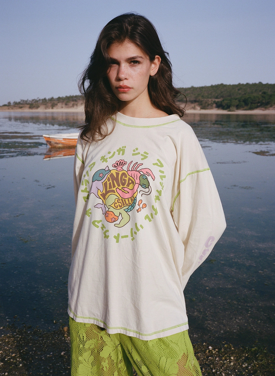Kinga Csilla | Shisha Dolphin Tommy Tee
