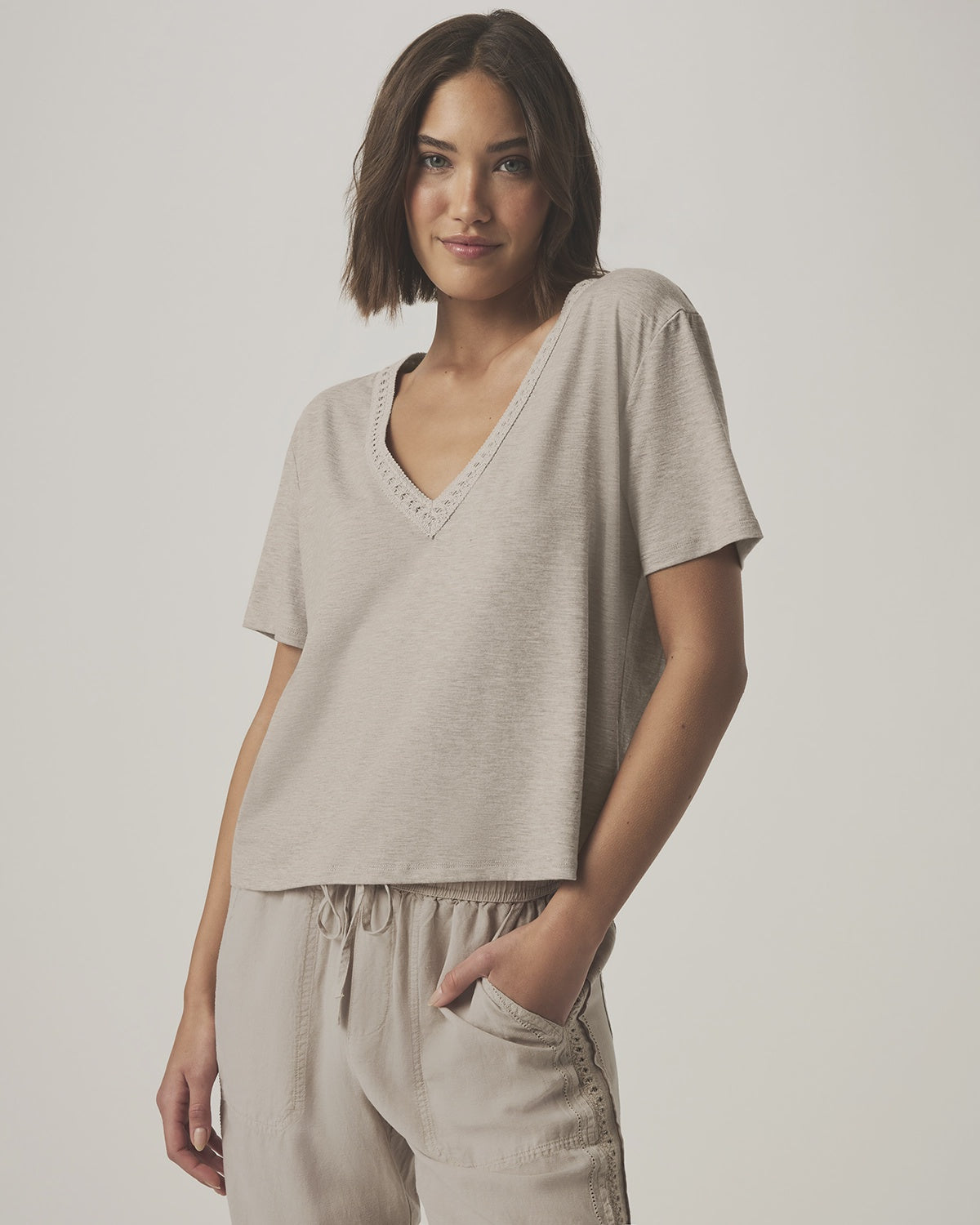 Splendid | Kacey Crotchet V-Neck - Fawn